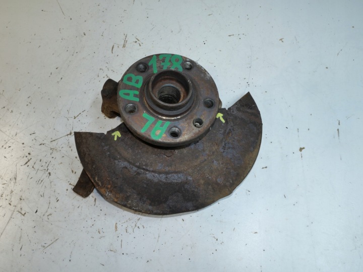 Achsschenkel Radnabe Radlager schenkel vorne rechts VW TRANSPORTER T4 7D0407258
