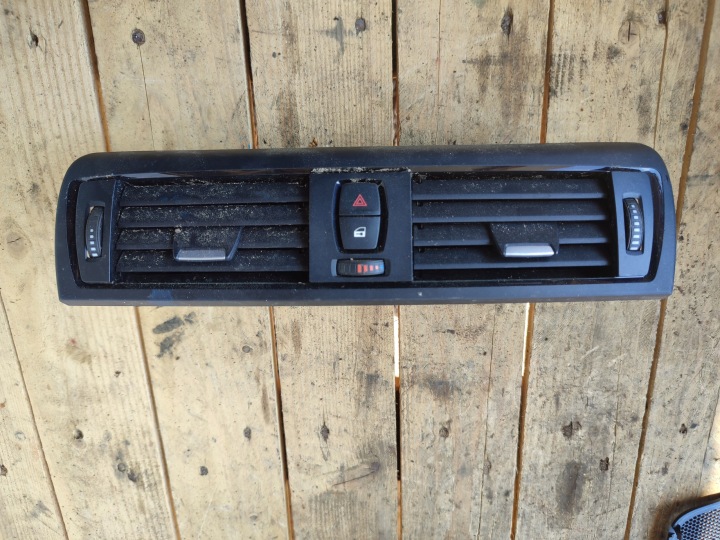 central grid air conditioning devices BMW F20 F21 F22 F23 9207116