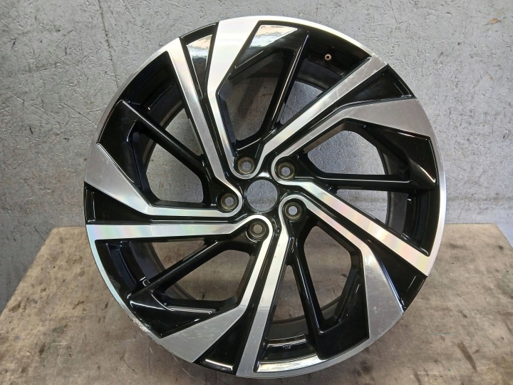 disk hliníkový NISSAN 8J 20" ET40 5X114,3 N55AN