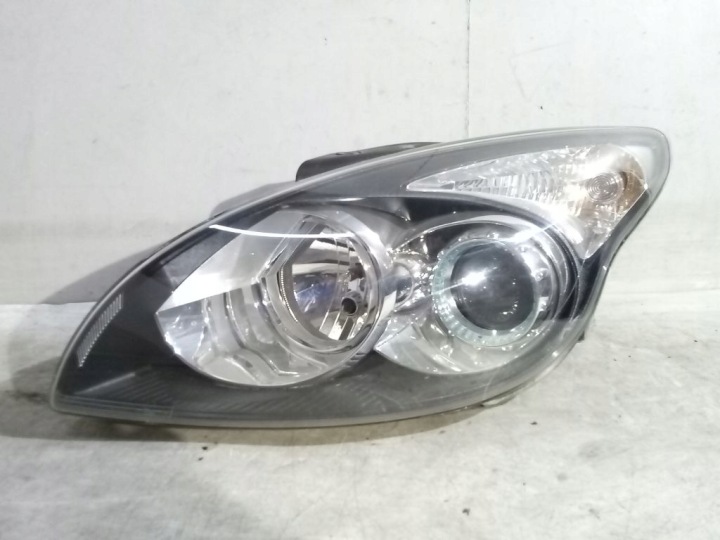 Hyundai i30 and 1 lift light left front front 92101-2R000