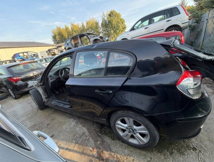 BMW 1 et E87 portière arrière sinistre noir BLACK SAPPHIRE METALLIC 475 475/9