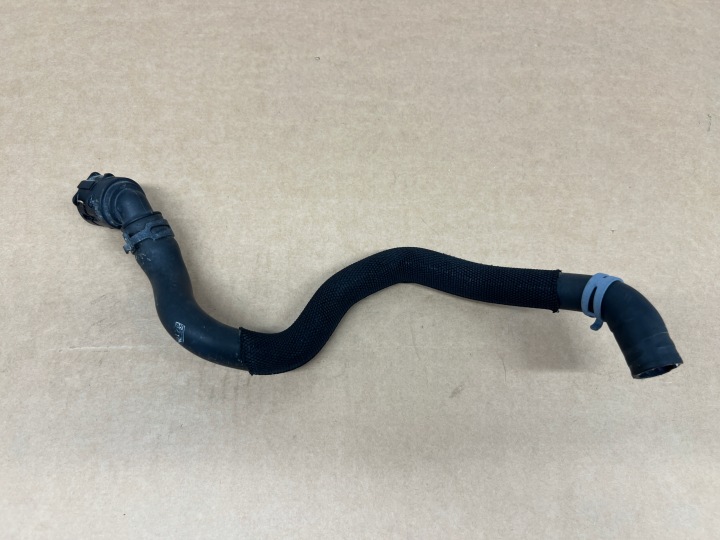 Seat Leon III 3 1.0 TSI schlauch rohr schlauch des wassers 5Q0122157DJ