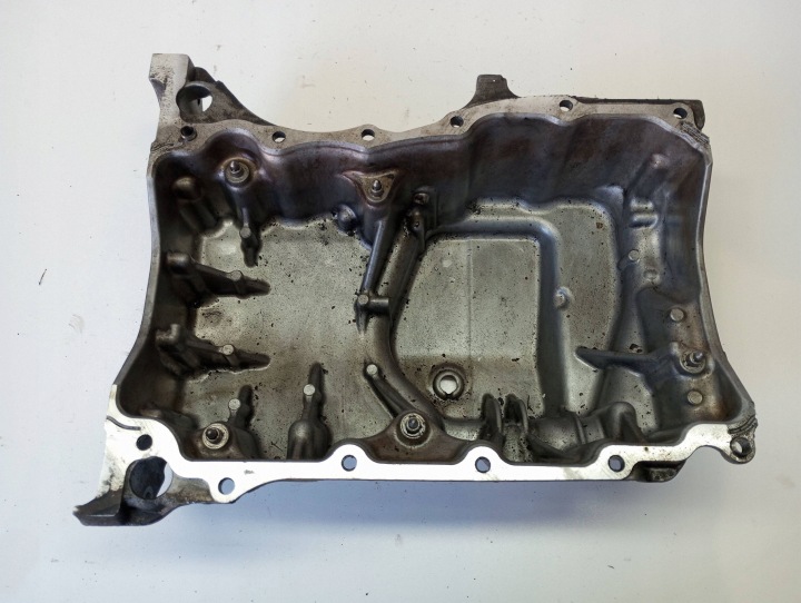oil sump RENAULT MEGANE IV 111234933R