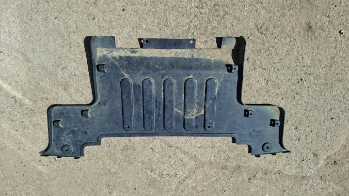 cover below bumper rear Land Rover Range Rover L405 CK52-17F846-AA