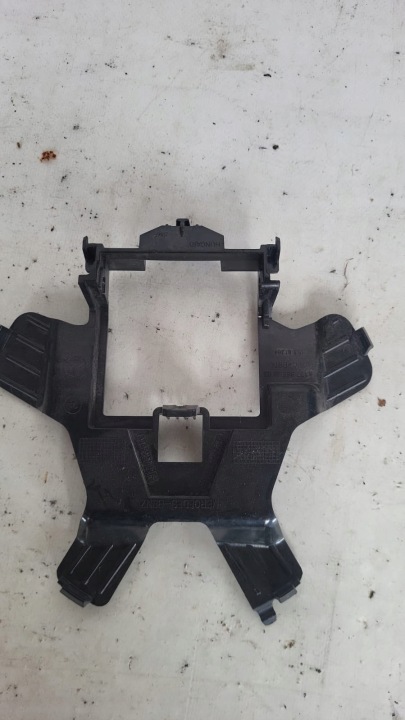 MERCEDES A,B KLASA A177 B247 Halter Halter RADAROWY vorne A1778852903