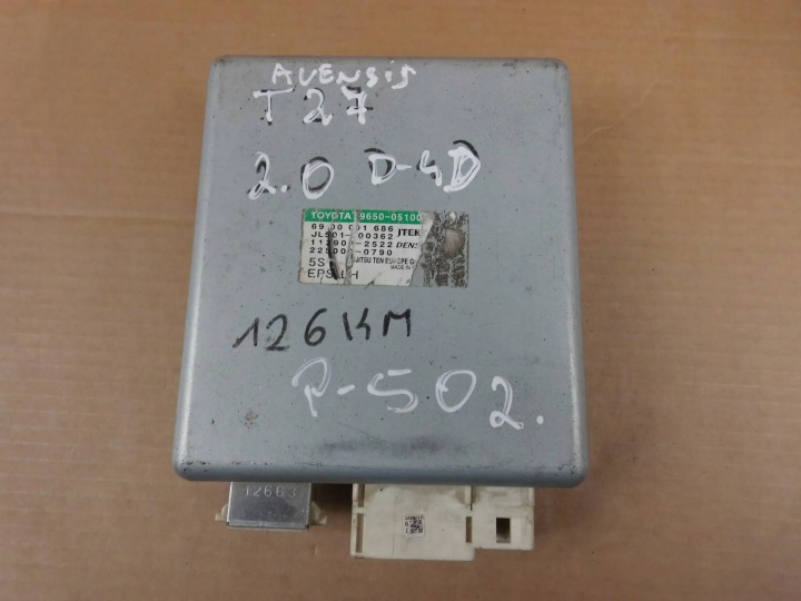 Toyota Avensis III T27 unité de commande électronique uce module crémaillère de direction volant