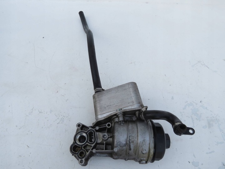 oil filter holder VOLVO V70 lll S80 II 3.2 B R6 243 KM 07-16r 8G9N6L600