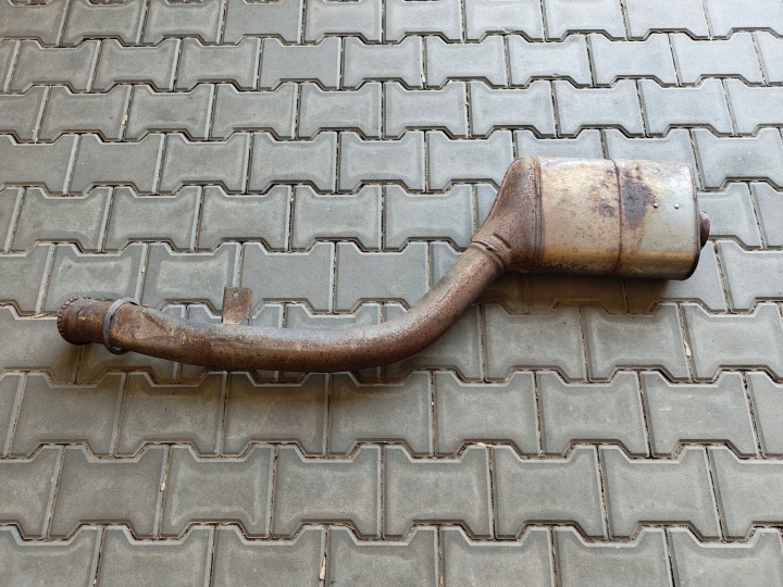 BMW X3 G01 3.0i TLUMIK mitte auspuffanlage auspuff KATALIZATOR 9468671