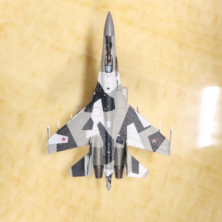 1/100 Російський літак Diecast зі сплаву винищувача SU на прикраси столу на полицю — фото 10