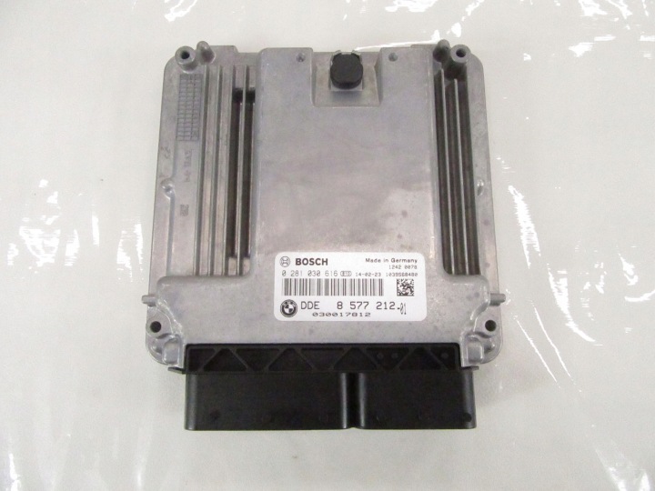 Centralina Motore BMW F15 X5 F16 X6 N57d30C M50d 381km 8577212 0281030616