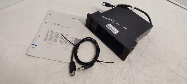 Adapter, Stecker zlacze USB VW Touran und LIFT 1,4 TSI