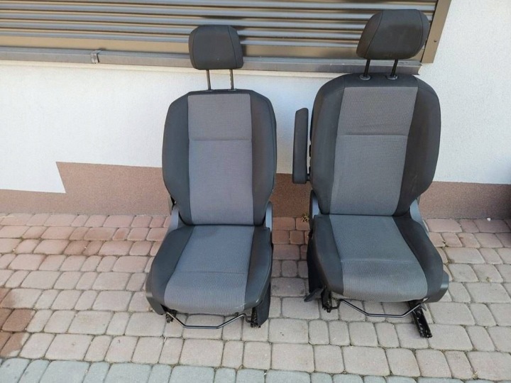 Fotele komplet foteli pojedyncze PROACE CITY Berlingo Combo E Rifter