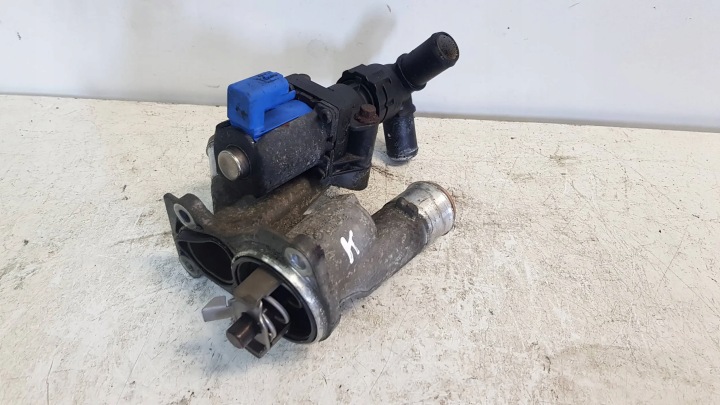 SCATOLA TERMOSTATO BM5G-9K478-AB FORD FOCUS MK3 B-MAX FIESTA 1.6 ECOBOOST