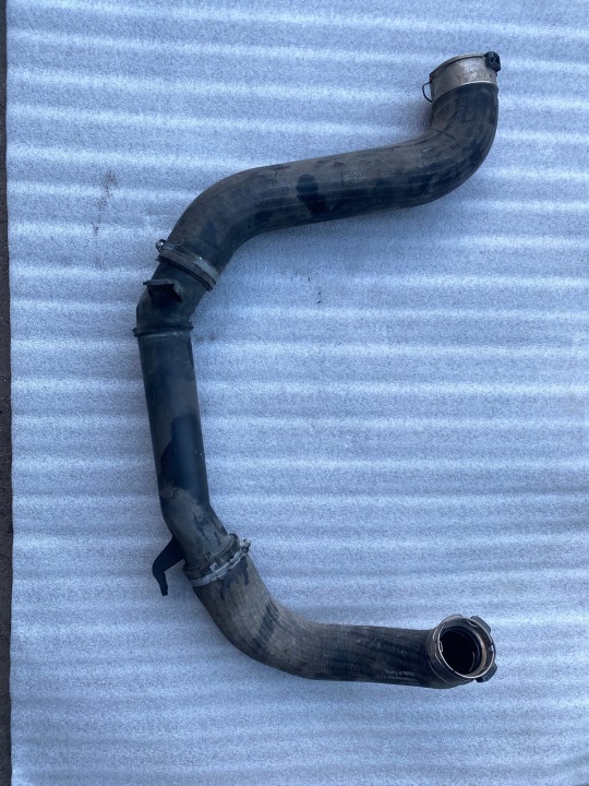 VOLVO XC40 2.0 D pipe wiring 32224397