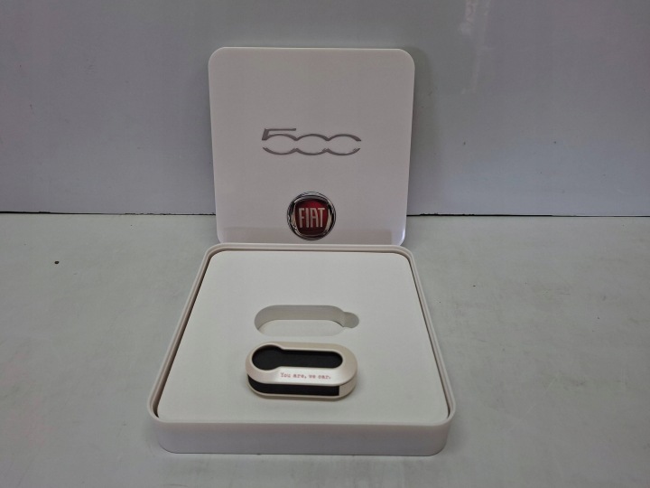 Kryt ETUI na kľúčik Originál 71806538 FIAT 500 2007