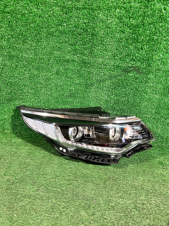 REFLEKTOR Droite KIA OPTIMA IV ZWYKLY