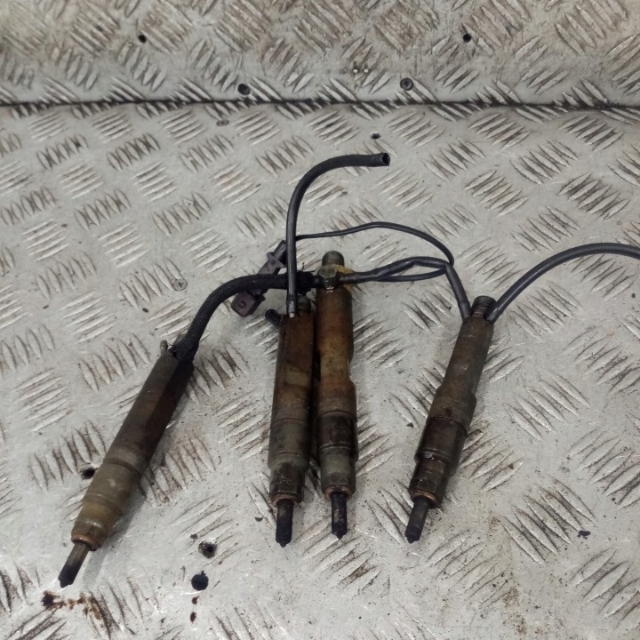 Einspritzdüse Einspritzdüse KOMPLET AUDI A4 B5 028130201J 028130201G