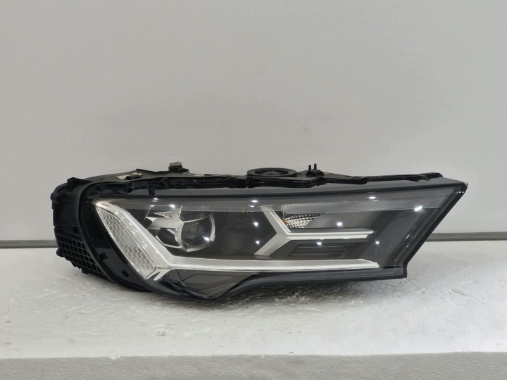 Licht rechts Audi Q7 4M LIFT FULL LED