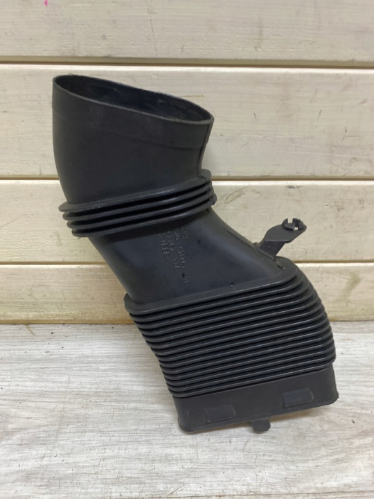 Tuyau de l’air BMW E60 E61 7571467