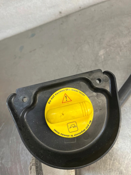 Oil Filler Cap VAUXHALL MASTER TRAFIC 8200795333 152596817R 9