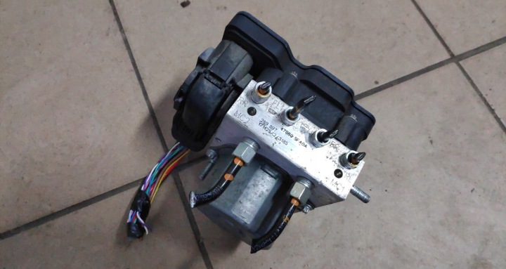 Pumpe ABS NISSAN MICRA K14 476605FA0A