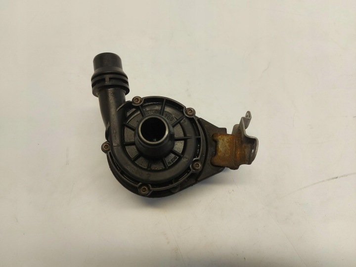 BMW i3 i01 REX Wasserpumpe elektrisch 8600286