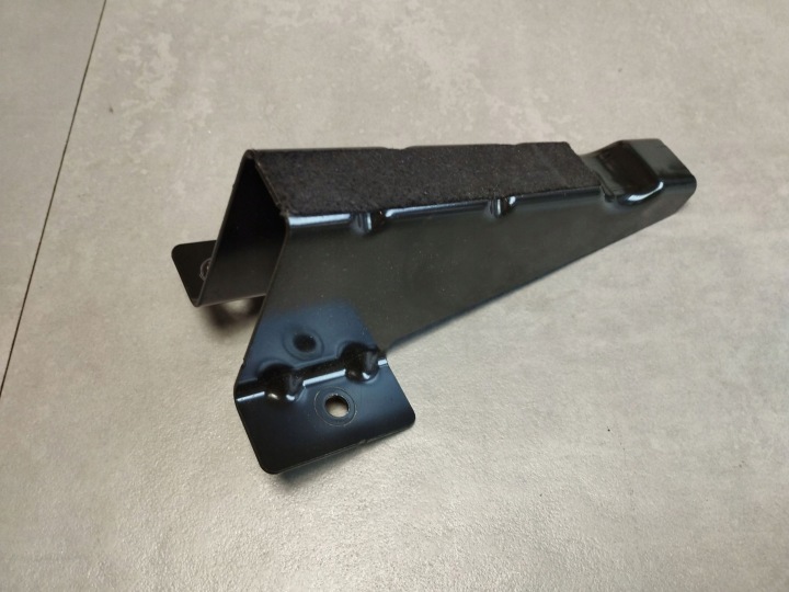 Mercedes-Benz E W213 Stütze Halter A2136911100