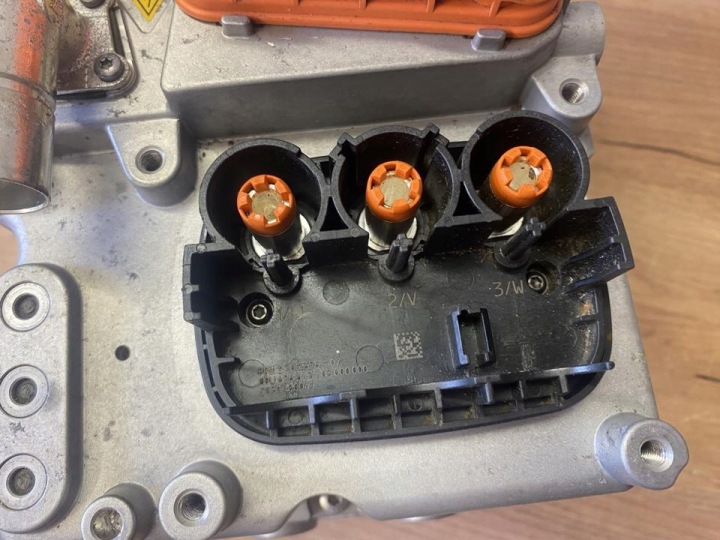 Invertor cu convertor 5A37299 BMW 5 2021 5