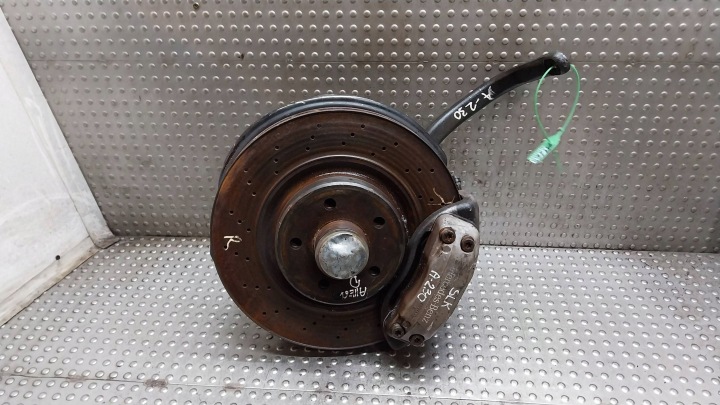 Moyeu support broche Axe moyeu Étrier frein Droite Avant R420825101 MERCEDES SL R230 W230