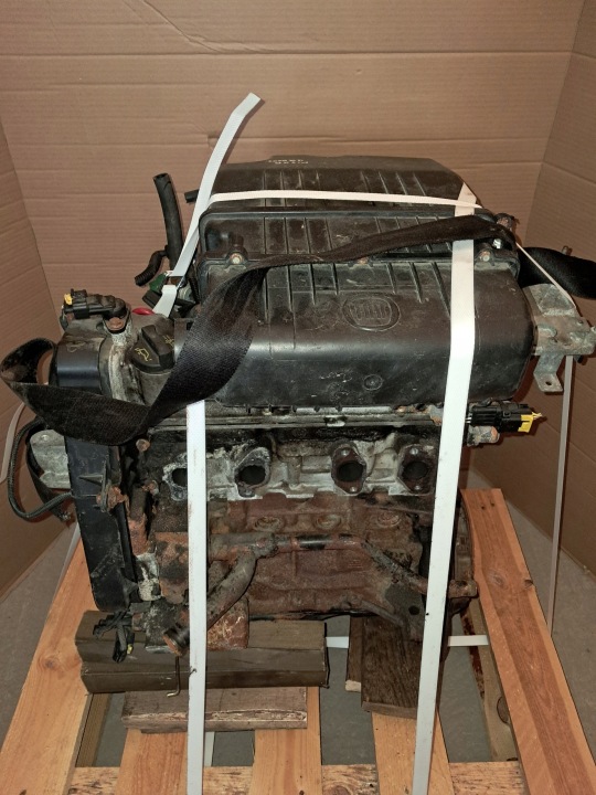 engine 1.2 8V 199A4000 complete FIAT GRANDE PUNTO PEWNIAK FILM Z PRACY