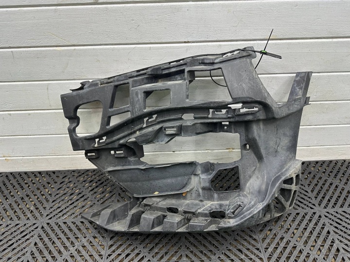 stoßstangenführung vorne vorne seite links BMW 2 F45 LCI 7460143