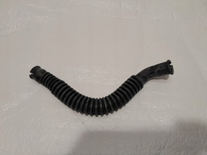 AUDI A4 A5 F5 8W tubo flessibile Dell’aria 8W0816311