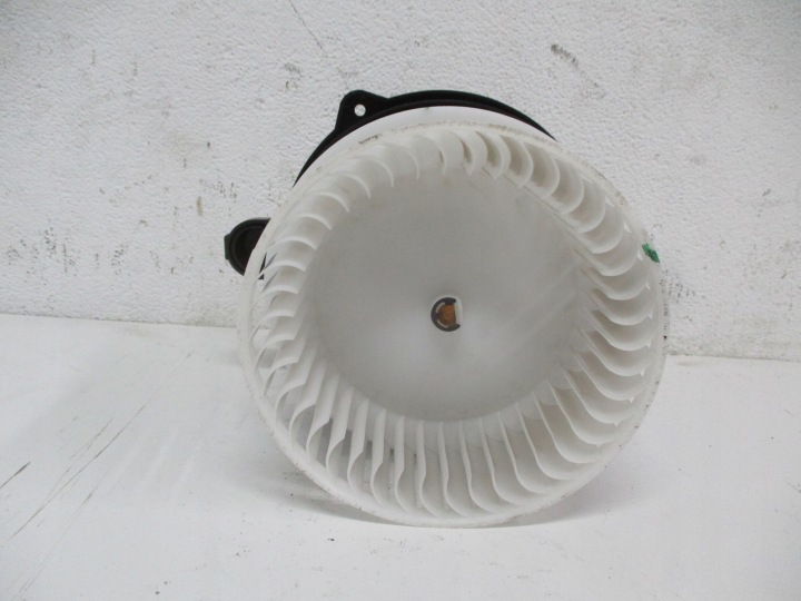 ventilátor topení KIA SPORTAGE V EB1D2NQEAA