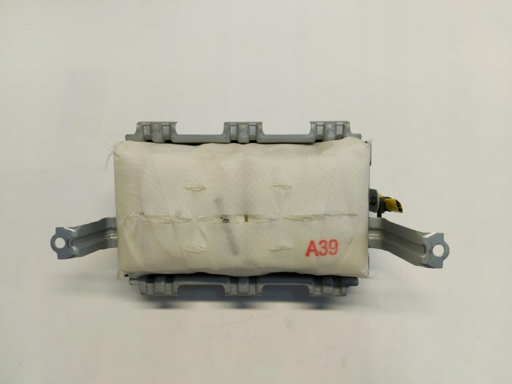 Toyota Hilux VIII 8 airbag spolujazdca airbag 0589-P1-000794