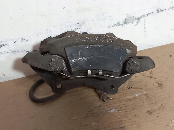 PINZA FRENO freno Destra Anteriore MERCEDES E-KLASA W212 09-16
