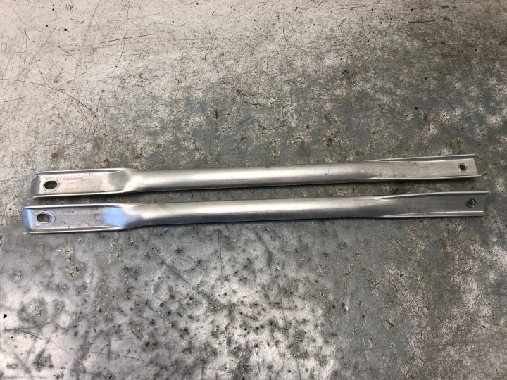 ROZPORKI MERCEDES W238 A2136280000