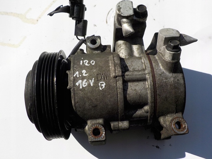 HYUNDAI I20 1.2 16V B compressor pump of the air conditioning