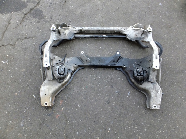 Ponte assale ASSALE ANTERIORE CULLA Anteriore stabilizator bmw e90 e91 2,0 d 2007r