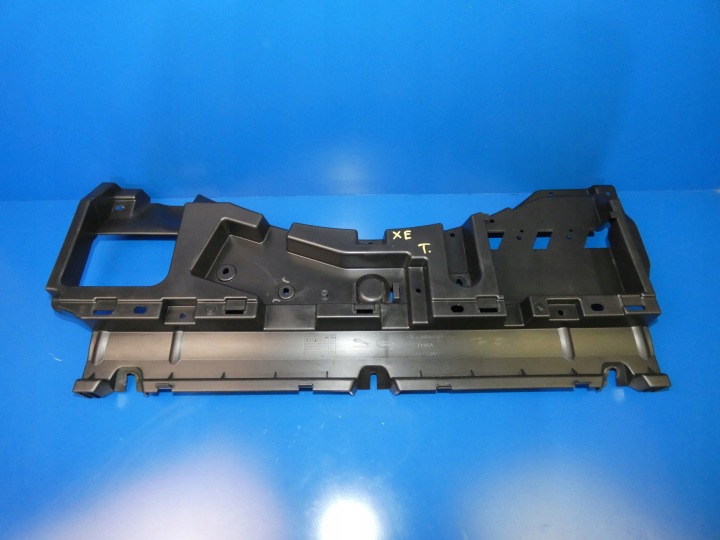 JAGUAR XE X760 boot floor well passenger compartment