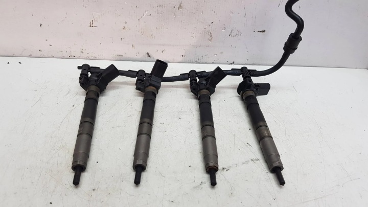 INJEKTORI, DIZNE 03L130277 VW SKODA SEAT 2.0 TDI 0445116030