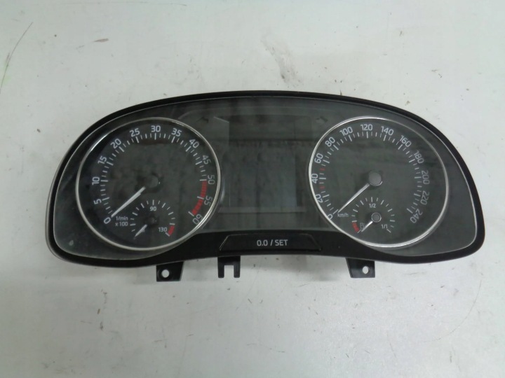 SKODA FABIA III DIALS DIALS EUROPA 6V0920741A