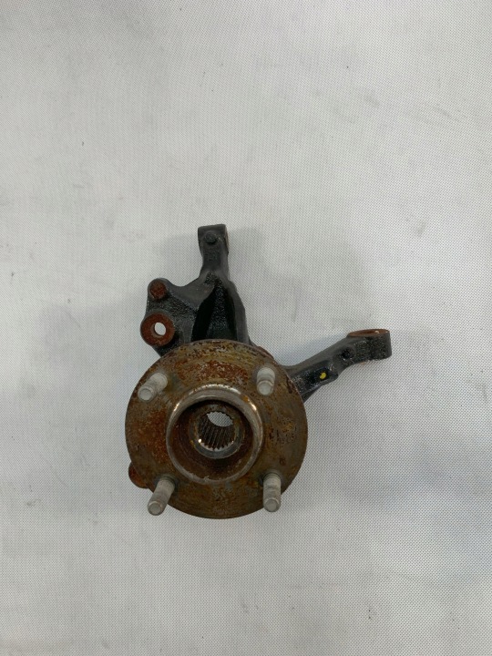 Achsschenkel Radnabe Radlager schenkel links Ford Fiesta mk7 08r 1,24 Benzin 03.25