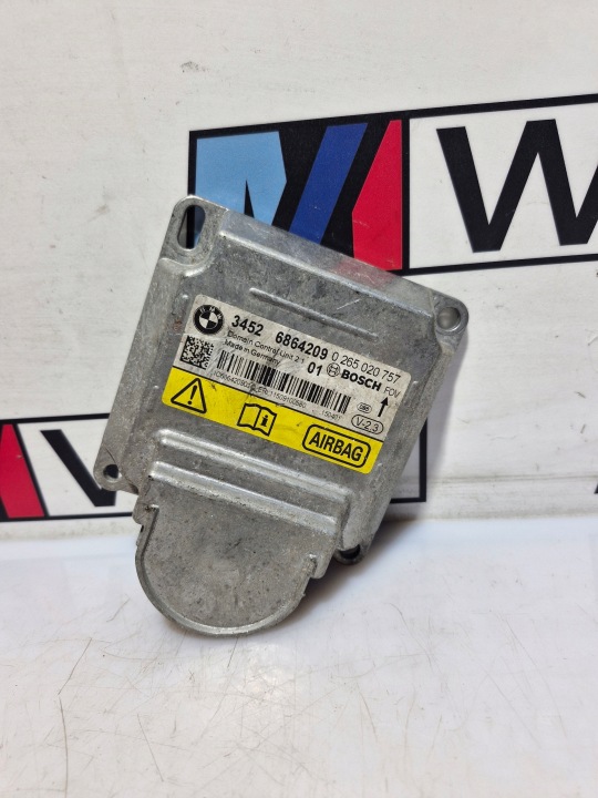 BMW F22 F30 F31 modul Vezerlő egység airbag POWIETRZNYCH AIRBAG ICM 6864209