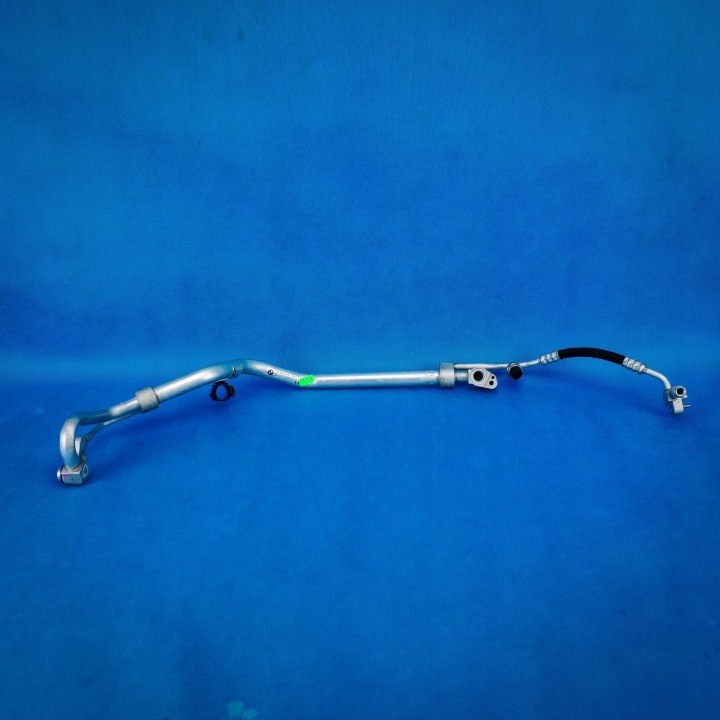Tuyau flexible Conduit pieces tuyaux Climatisateur air conditionné BMW X3 G01 X4 G02 xDrive20i 64539484073 9484073