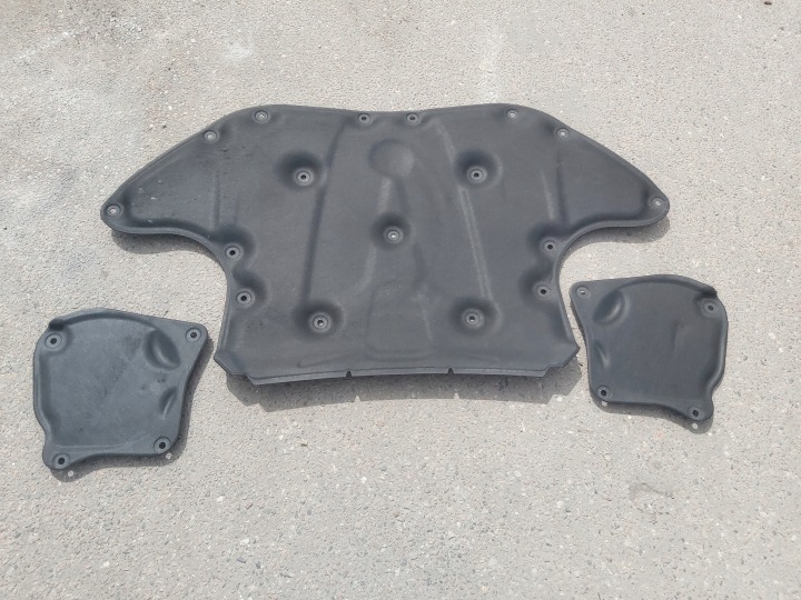 Schalldämmung der Kühlergrill KOMPLET MERCEDES S W222 Original 2226820026 BDB!!
