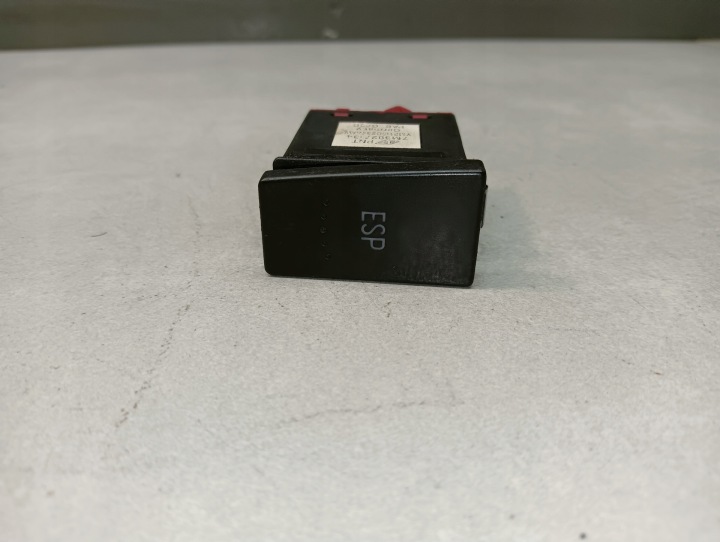 Bouton ESP SEAT ALHAMBRA 1.9 LIFT 7M3927134