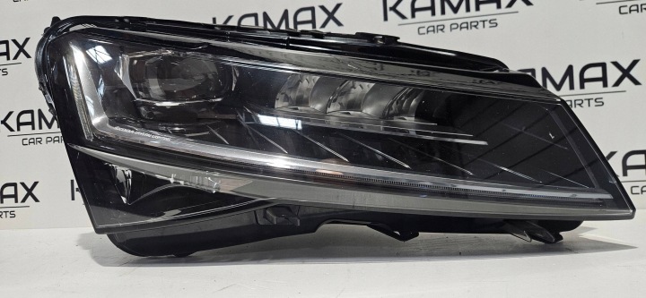 Reflektor right side Skoda Superb B8 (3V) 3V1941016D