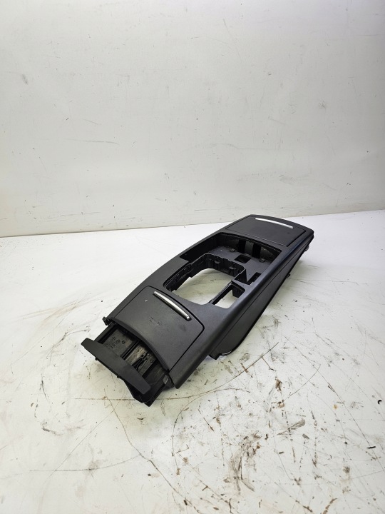 PANEL TUNEL Boîte MMI AUDI A6 C6 4F1864261J