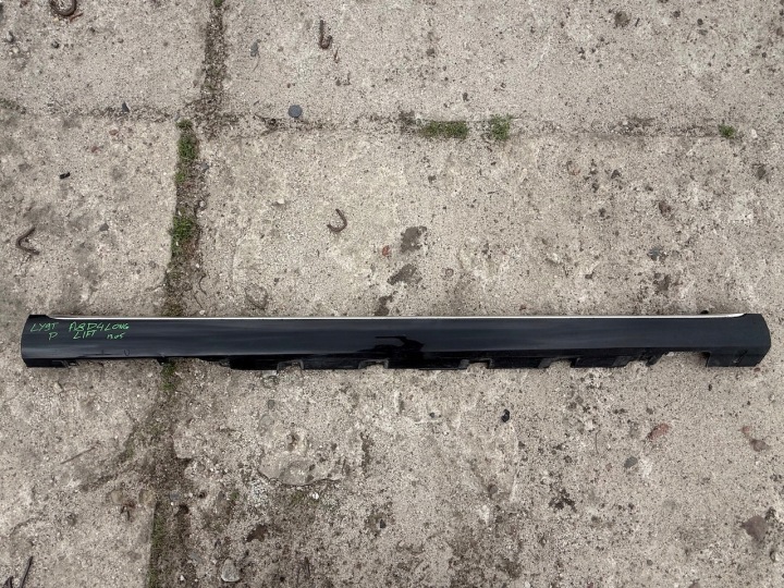 AUDI A8 D4 LONG LY9T Moulage Couverture Jupe Jupe Droit Droite 4H4853856B