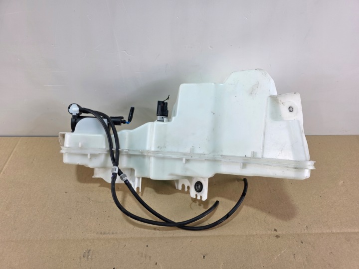nadrzka ostrekovacov VOLVO XC60 II LIFT 32328197